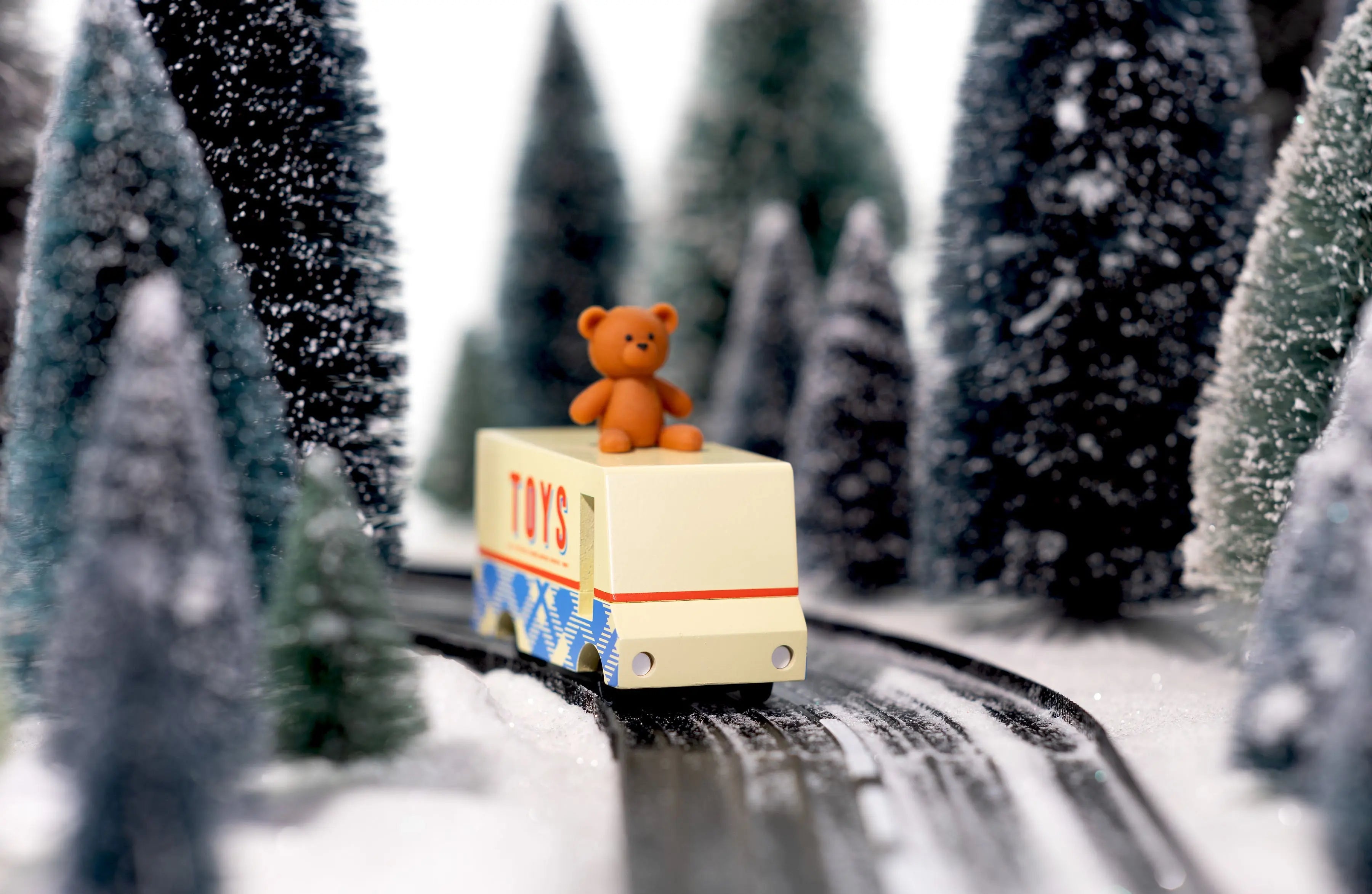 Teddy Bear Van - Wooden Car Candylab